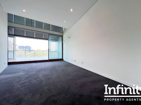 DESIGNER DUAL LEVEL ONE BEDROOM + STUDY APARTMENT IN ROSEBERY - Photo 3