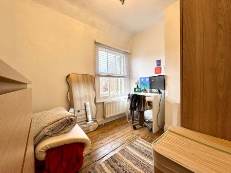 2 bedroom terraced house to rent - Photo 4