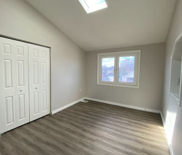 For Lease - 736 Tate Avenue, Hamilton, Ontario - Photo 3