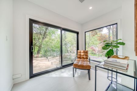 For Lease - 16 Duncannon Drive, Toronto, Ontario - Photo 2