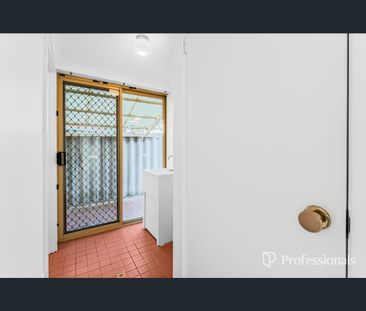 19 Terra Close, Ballajura, WA 6066 - Photo 5