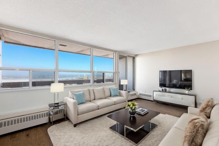 Bromley Square - Photo 5