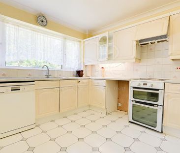 House share to rent - Photo 3
