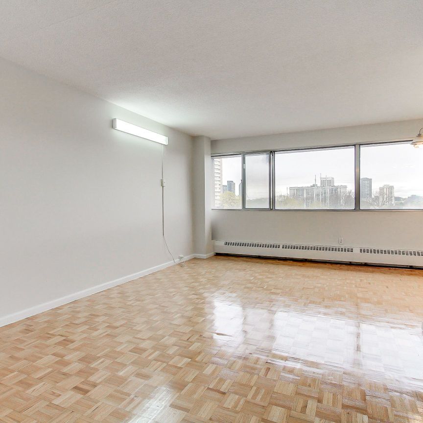 For Lease - 10 Sunny Glen Way Unit# 909, Toronto, Ontario - Photo 1