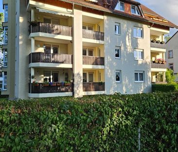 Sonnige 2 Zimmer Wohnung in ruhiger grüner Wohnlage in Altchemnit - Photo 2