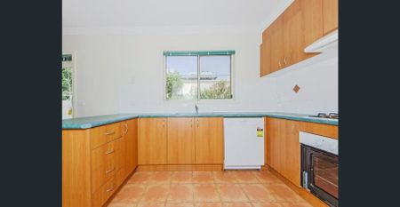 Comfortable Living in a Convenient Location! - Photo 3