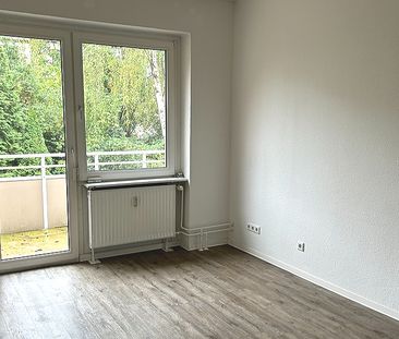 Hier müssen Sie nur noch einziehen… 2 Zimmer in der 1 Etage mit Balkon erwarten Sie - Photo 6