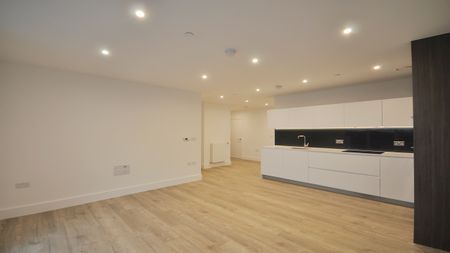 Pegler Square, Kidbrooke Village, London, SE3 9GW - Photo 4