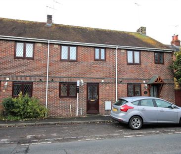 2 bedroom terraced house to rent - Photo 1