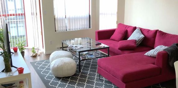 811 Helmcken St. Vancouver BC Canada - - Photo 2