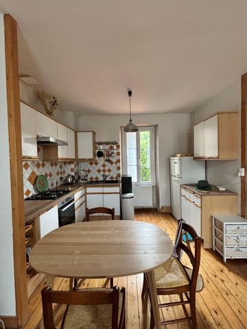 Location Maison 2 pièces 74m² NIORT 79000 - Photo 3