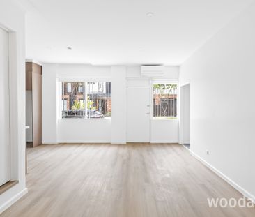 Renovating apartment with utilities included - Photo 1