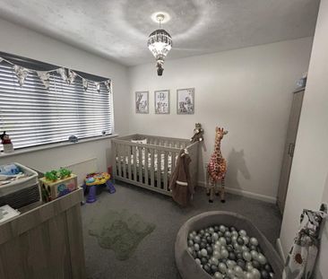 3 bedroom semi-detached house to rent - Photo 6