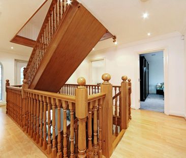 6 bedroom detached house to rent - Photo 3