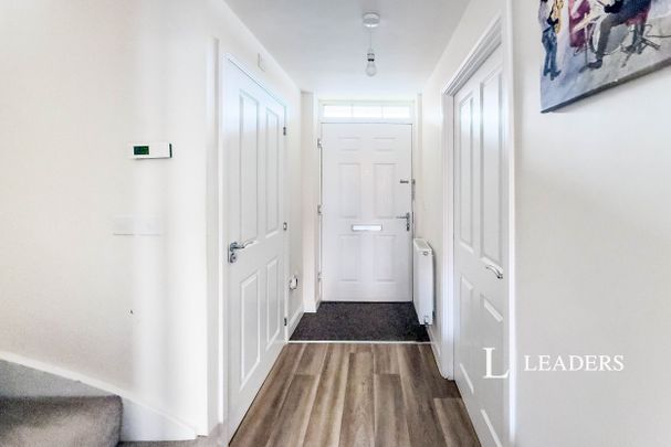 2 bedroom house to rent Frideswide Street, MK18 - Photo 1