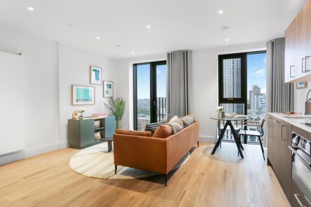 Live at Vertus’ newest Canary Wharf address: fully furnished studios with a gym, Pilates studio, co-working spaces and, lounges for modern living. - Photo 2