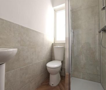2 Bedroom Terraced To Let - Photo 4