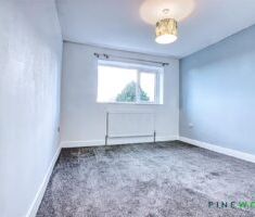3 BEDROOM House - Semi-Detached - Photo 2