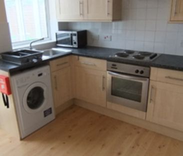 Crombie Avenue, Clifton - P10464 - Photo 3