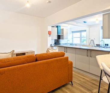 1 bedroom in a house share to rent - Photo 5