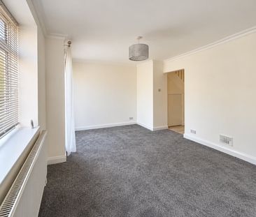 2 Bed Flat, Coram House, W4 - Photo 1