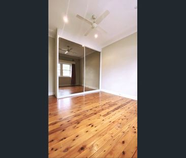 Classic Semi-Detached Home in a Peaceful Sought-After Street - Photo 5