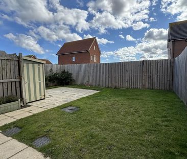 3 bedroom semi-detached house to rent - Photo 6