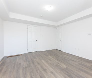 For Lease - 49 Woodstream Drive, Toronto, Ontario - Photo 6