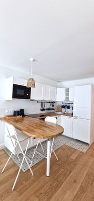 APPARTEMENT 2 PIECES MEUBLE - BAIL SOCIETE, - Photo 1
