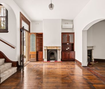 581 Bourke Street, Surry Hills NSW 2010 - Terrace For Rent | Domain - Photo 1