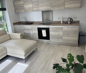 2 Bed Semi-Detached House, Copper Beech Court, LS16 - Photo 6