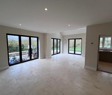 5 bedroom house to rent - Photo 2