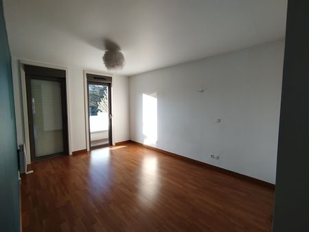 Location Appartement 4 pièces 121m² MARCQ EN BAROEUL 59700 - Photo 3