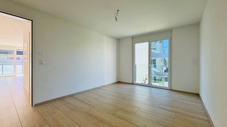 Moderne attraktive 2.5-Zimmer-Wohnung in Reinach - mit Balkon & eigenem Waschturm - Foto 2