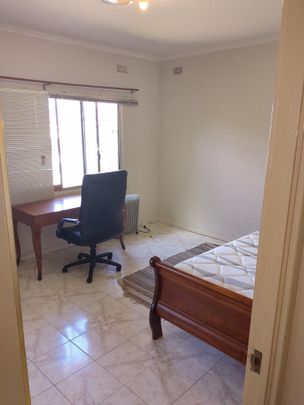 Brunswick West - Photo 1