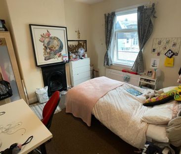 Newborough Street, Burton Stone Lane - P2026 - Photo 4