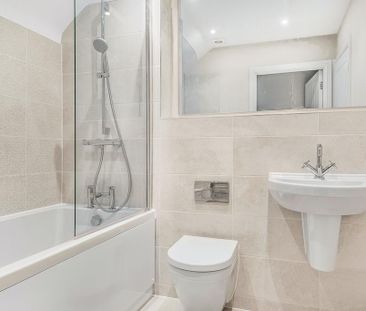 2 bedroom maisonette to rent - Photo 3