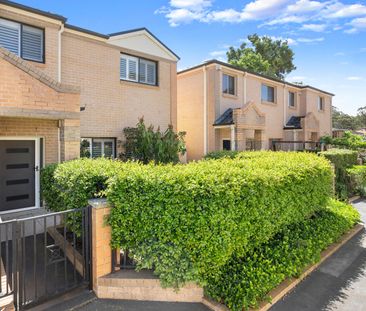 Spacious & Conveniently Located Townhouse - Photo 6