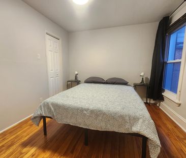 644 Churchill Avenue North - Photo 4