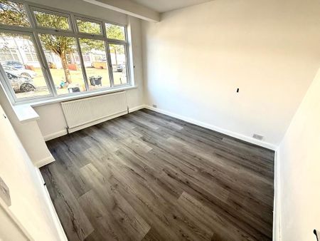 4 bedroom terraced house to rent - Photo 2