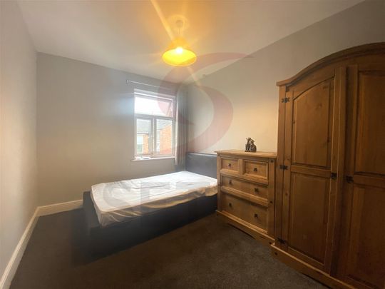 Fosse Road South, LE3, Leicester - Photo 1