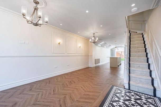 4 bedroom semi-detached house to rent - Photo 1