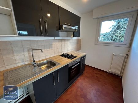 Location Appartement 2 pièces 44m² MONT DE MARSAN 40000 - Photo 2