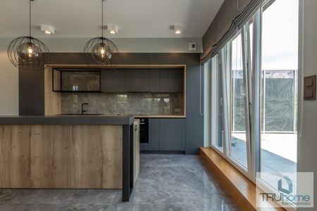 30m2 tarasu, 2 miejsca w garażu, komórka! - Zdjęcie 2