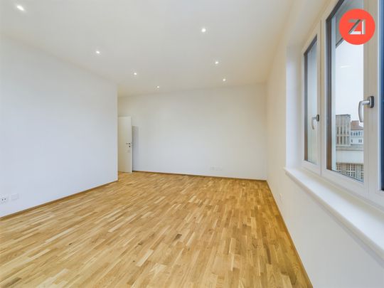 Renovierte 4- Zimmer Wohnung mit Balkon und Loggia - Photo 1