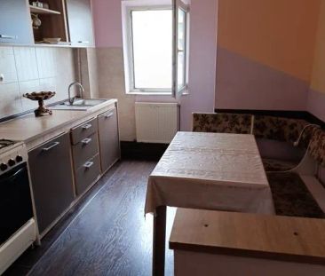 Inchiriez apartament 2 camere - Photo 2