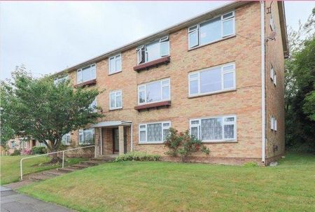 3 bedroom flat to rent - Photo 5