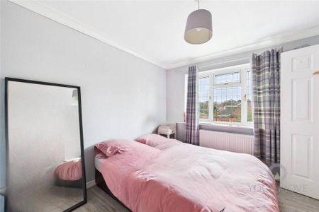 2 bedroom terraced house to rent - Photo 4
