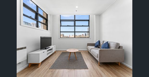 Fantastic City Views In Heard of CBD - Photo 1