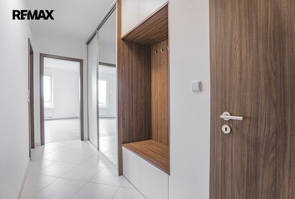 Pronájem bytu 2+kk v osobním vlastnictví 58 m², Praha 5 - Stodůlky - Photo 1